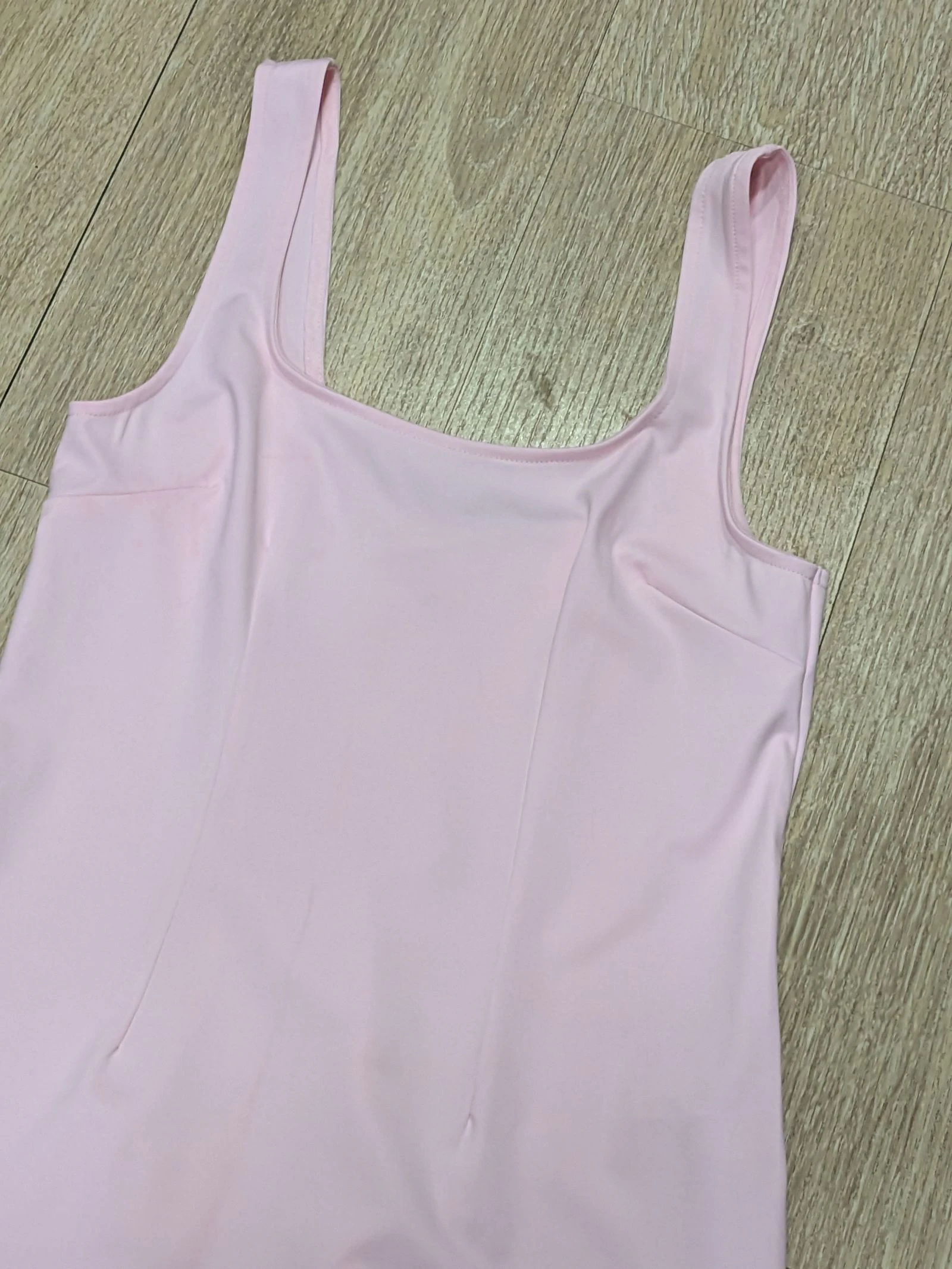 Vestido mini ajustado de tirantes en rosa pastel, estilo años 90 talla XL de Pull&Bear – photo 2